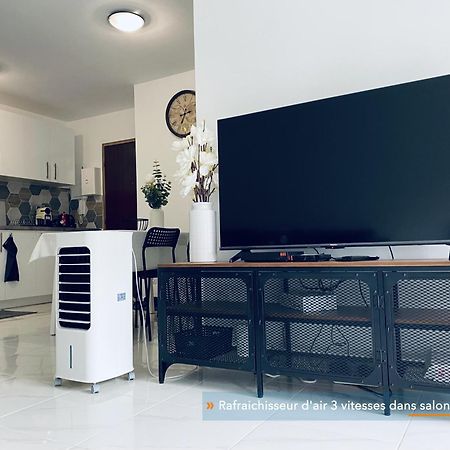 Appartement Parisien Neuf, Moderne Avec Une Grande Salon, 2 Chambres, 4 Lits, Parking Gratuit, 15Min De Paris Et 13 Min Aeroport Orly ヴィトリー・シュル・セーヌ エクステリア 写真