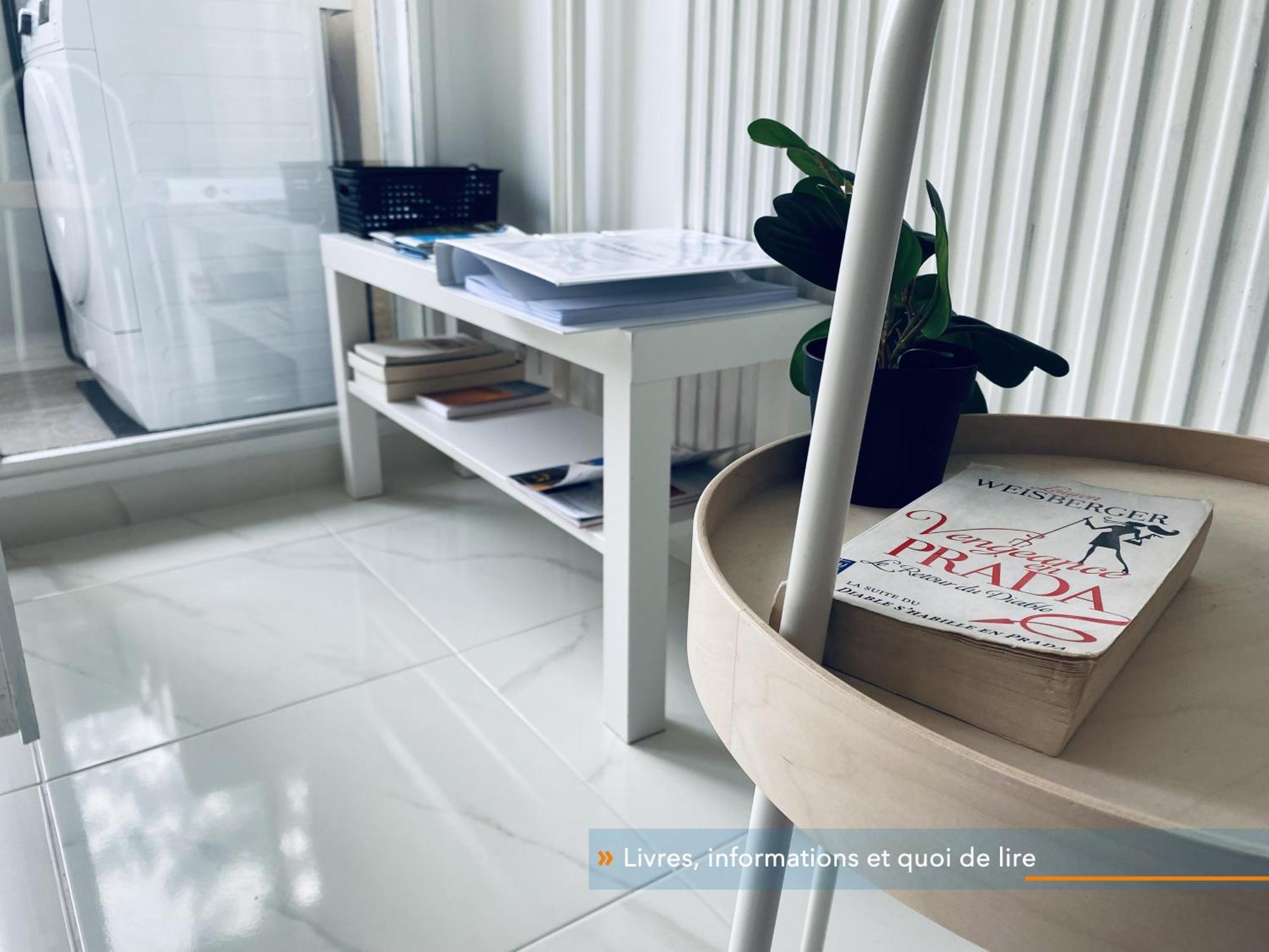 Appartement Parisien Neuf, Moderne Avec Une Grande Salon, 2 Chambres, 4 Lits, Parking Gratuit, 15Min De Paris Et 13 Min Aeroport Orly ヴィトリー・シュル・セーヌ エクステリア 写真
